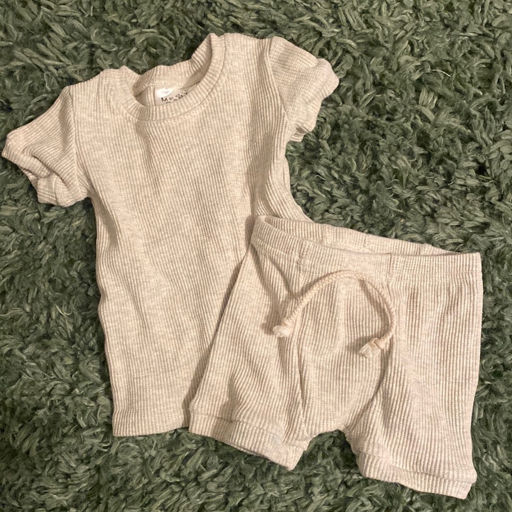 Mebie baby short lounge set- oatmeal wafffle